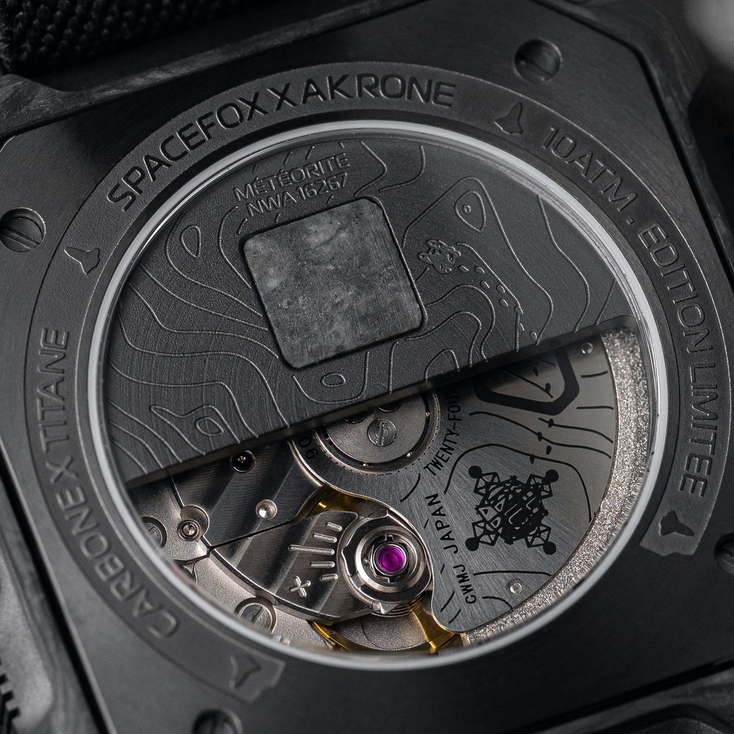 Moon GMT XK1 - SPACEFOX